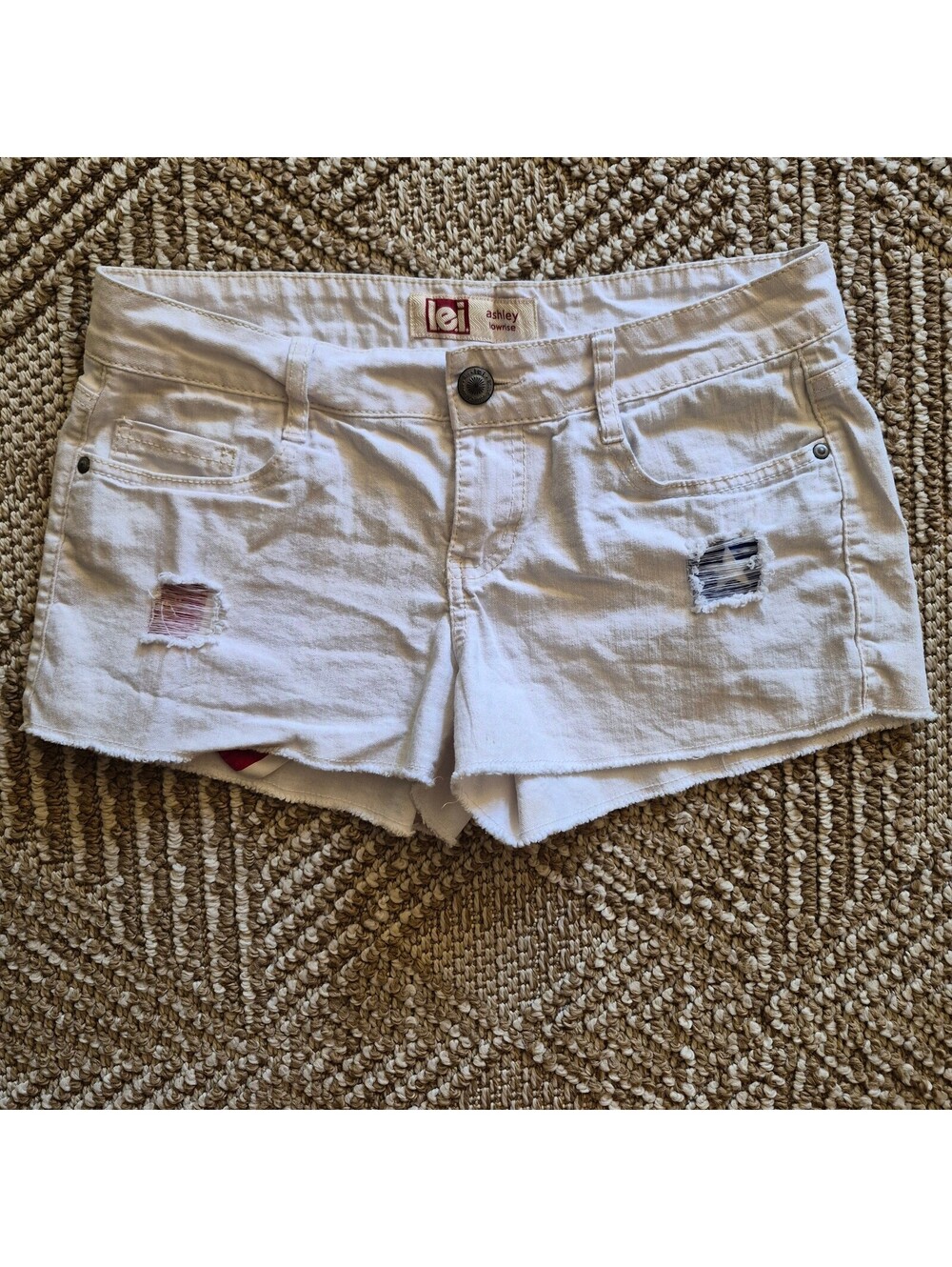 VTG Y2K L.E.I. White Denim Shorts American Flag Pocket Lining Low Rise 9 33"